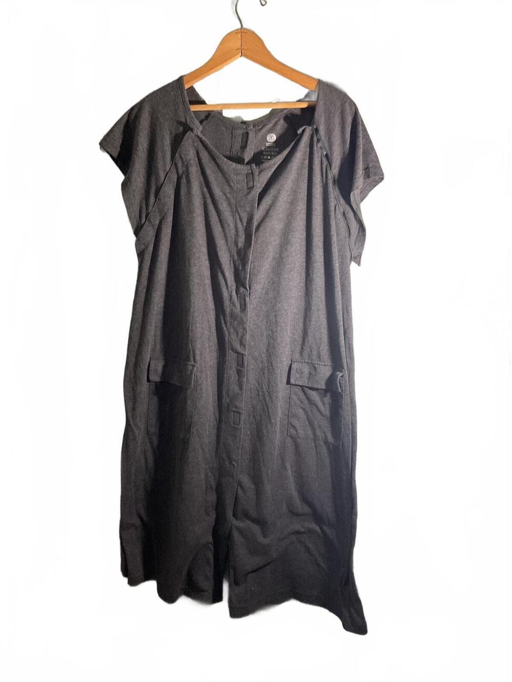 Kindred Bravely XL Gray Button-Up Birthing/ Maternity Romper with Pockets